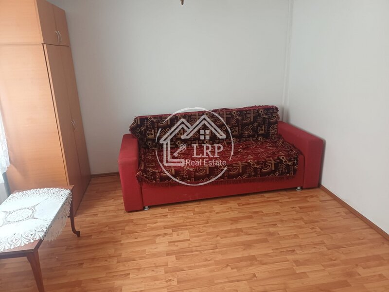 Amara, vila P+1 in 1.170 mp teren, toate utilitatile, Str. Bailor.